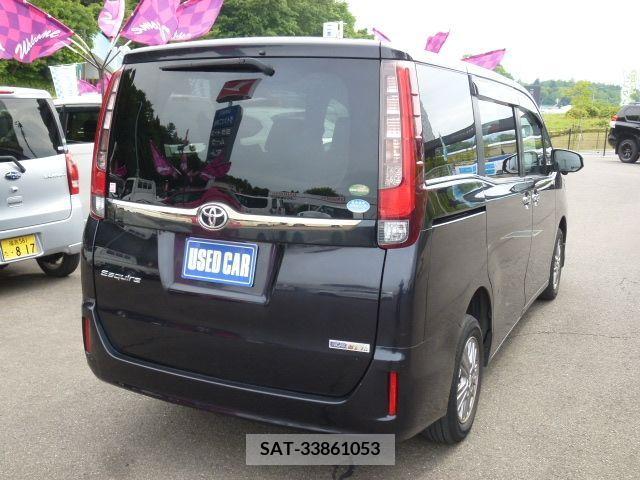 Toyota ESQUIRE 2016-05 268583-4