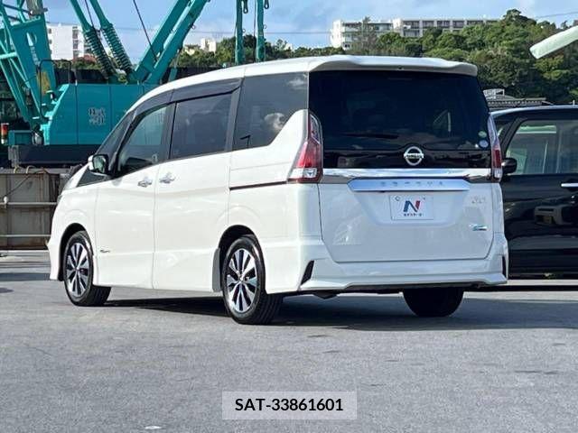 Nissan SERENA 2017-04 255471-19