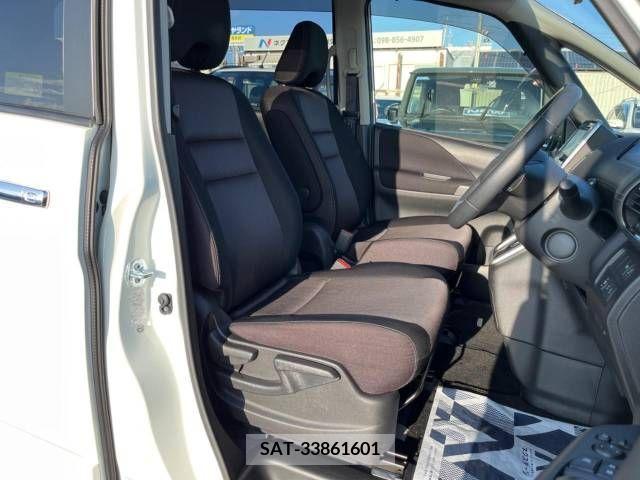 Nissan SERENA 2017-04 255471-10