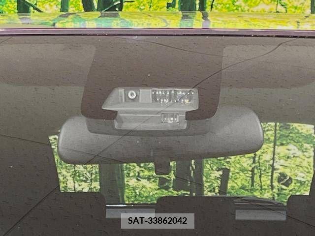 Toyota AQUA 2016-09 233171-2