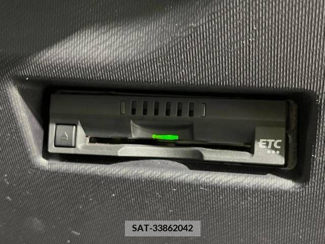 Toyota AQUA 2016-09 233171-6