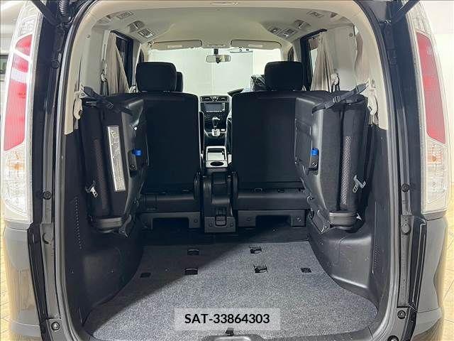 Nissan SERENA 2011-06 284276-12
