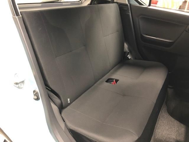 Nissan NOTE 2014-03 589-24