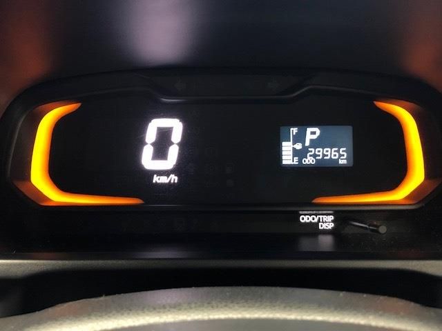 Nissan NOTE 2014-03 589-13