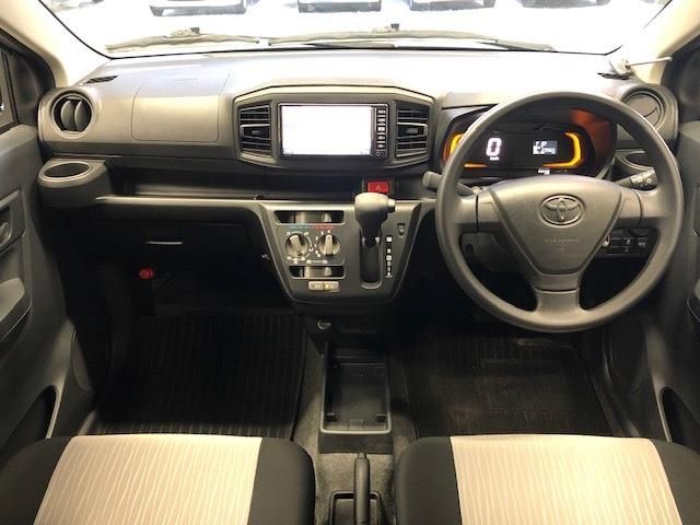 Nissan NOTE 2014-03 589-10