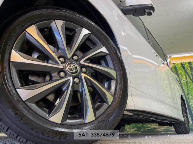 Toyota VOXY 2023-09 337728-13