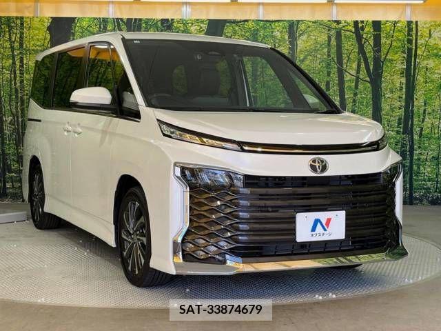 Toyota VOXY 2023-09 337728-17