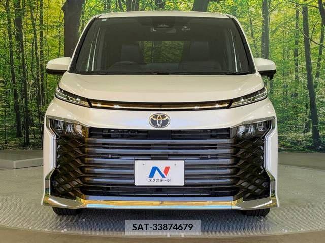 Toyota VOXY 2023-09 337728-15