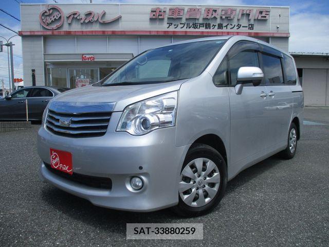 Toyota NOAH 2013-09 365106-0