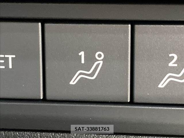 Mazda MAZDA3 2019-08 212580-9
