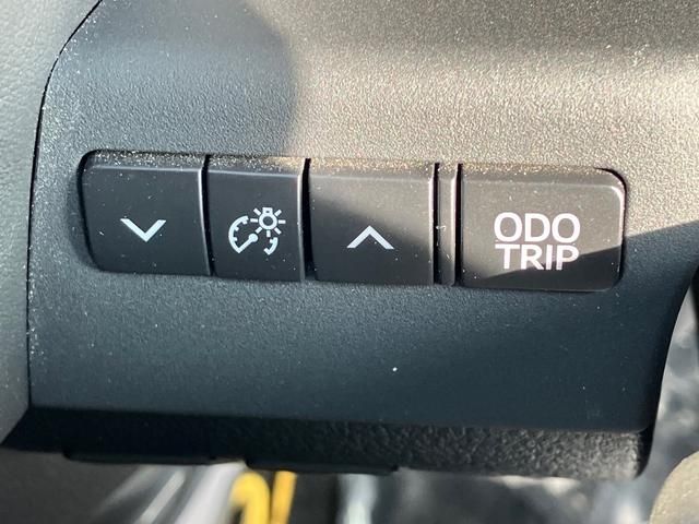 Toyota VELLFIRE 2017-05 23715-19