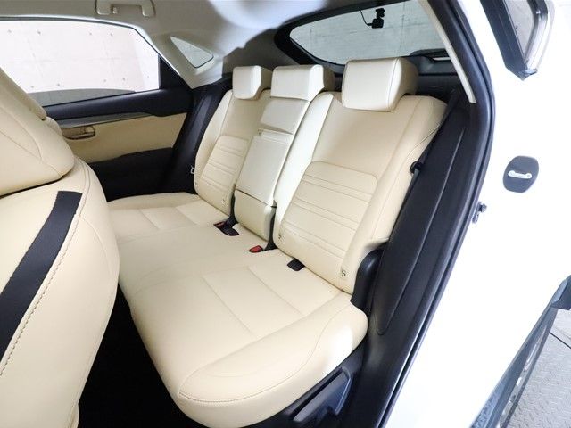 Lexus NX 2016-06 189697-6