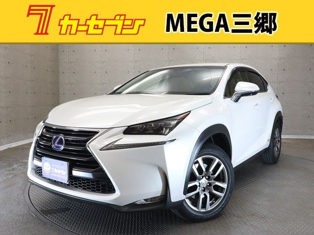 Lexus NX 2016-06 189697-0