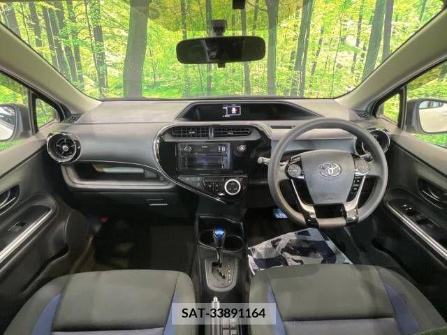 Toyota AQUA 2019-07 356306-1