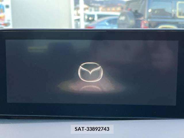 Mazda MAZDA3 2022-02 208974-2