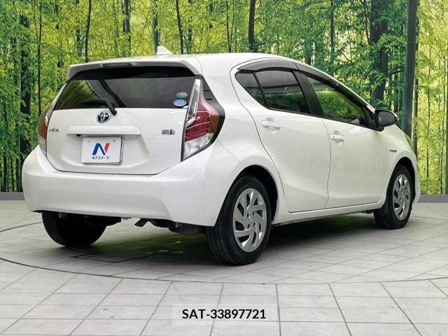Toyota AQUA 2015-09 314245-17