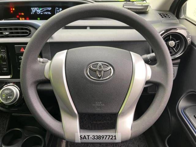 Toyota AQUA 2015-09 314245-11