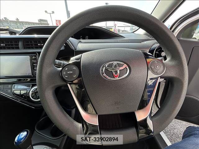 Toyota AQUA 2018-04 260665-13