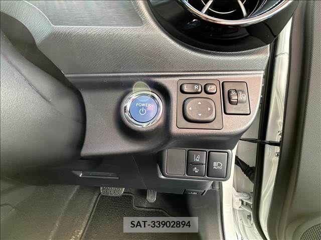 Toyota AQUA 2018-04 260665-4