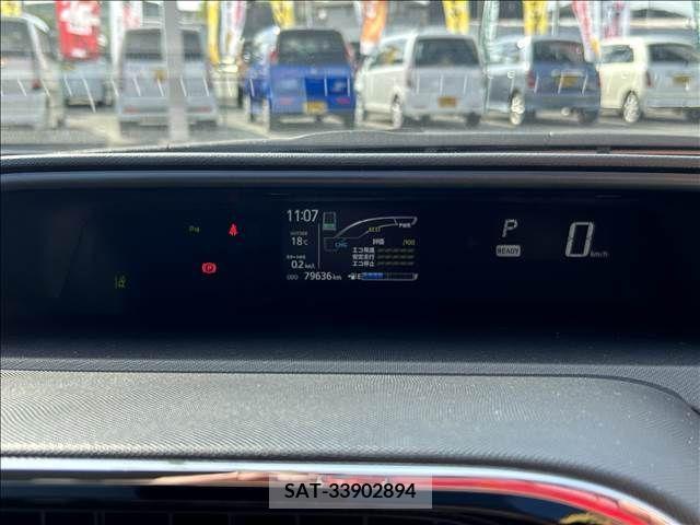 Toyota AQUA 2018-04 260665-18