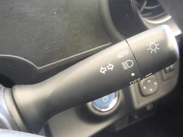 Toyota AQUA 2018-03 15616-7