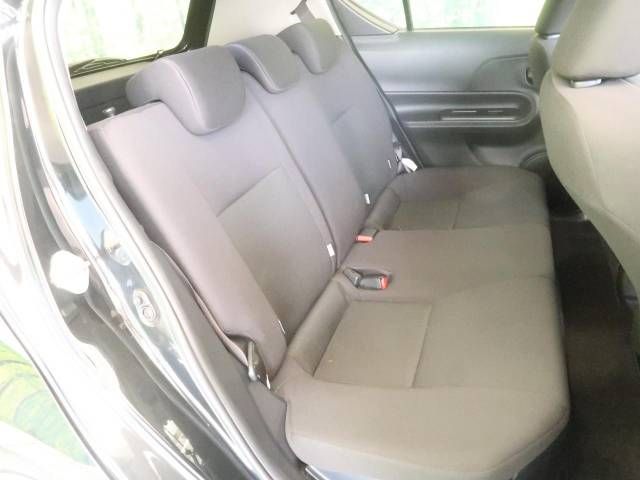 Toyota AQUA 2018-03 15616-9