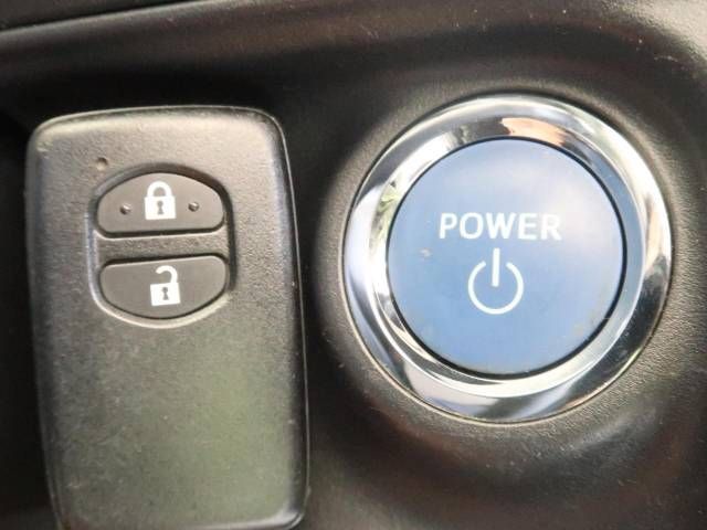 Toyota AQUA 2018-03 15616-5