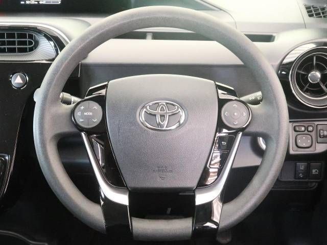 Toyota AQUA 2018-03 15616-11