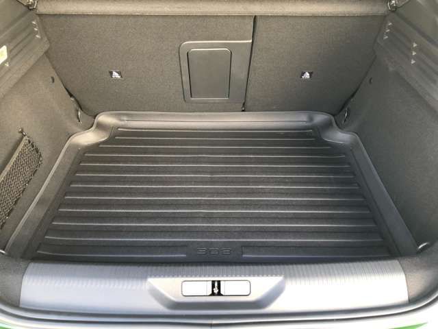 Peugeot 308 2023-03 183494-18