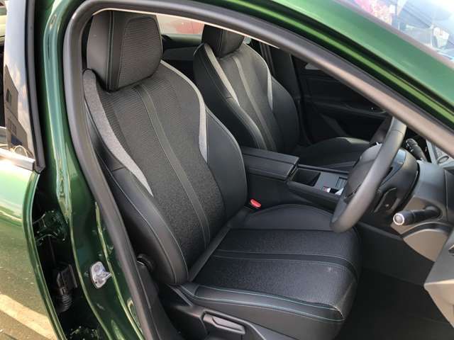 Peugeot 308 2023-03 183494-13