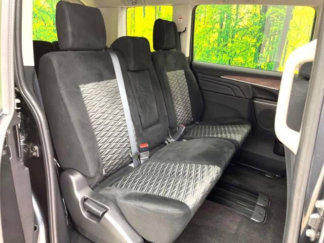 Mitsubishi DELICA D5 2022-12 16078-9