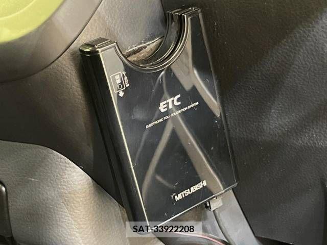 Suzuki MR WAGON 2013-02 311518-5