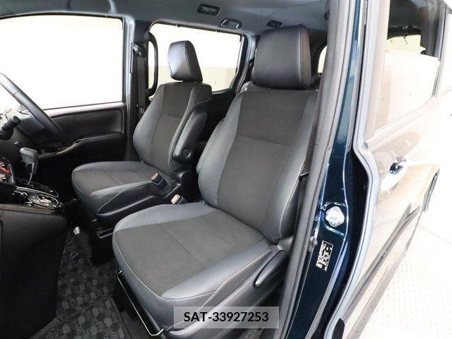 Toyota NOAH 2020-02 213911-5