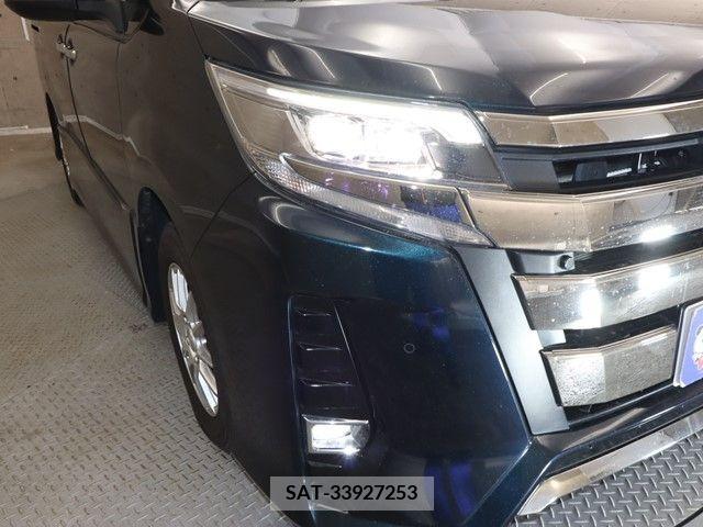 Toyota NOAH 2020-02 213911-18