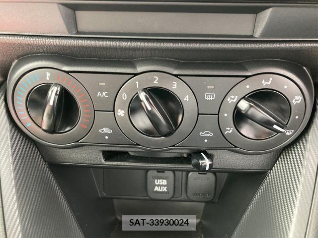 Mazda DEMIO 2016-08 208152-10