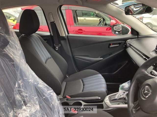 Mazda DEMIO 2016-08 208152-18