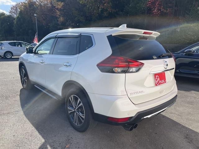 Nissan X-TRAIL 2017-12 196769-6