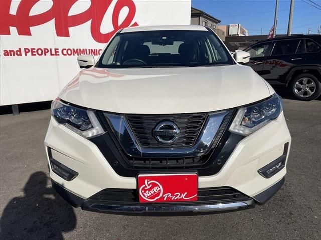 Nissan X-TRAIL 2017-12 196769-1