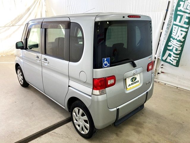 Daihatsu TANTO 2011-10 187185-2