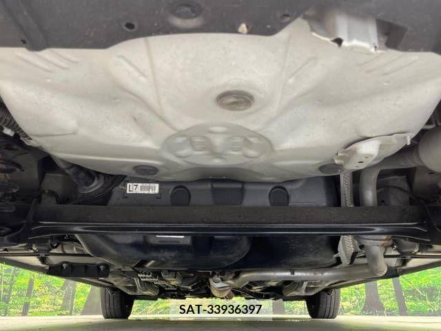 Toyota VITZ 2011-08 370139-19