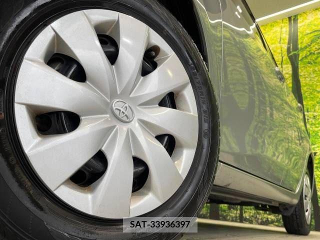Toyota VITZ 2011-08 370139-7