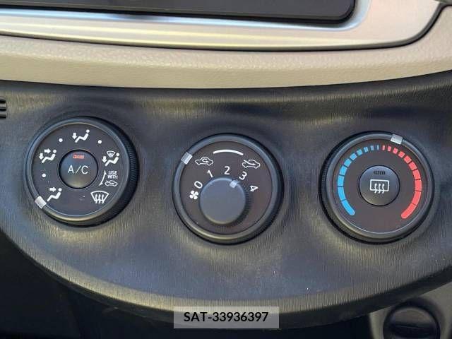 Toyota VITZ 2011-08 370139-5