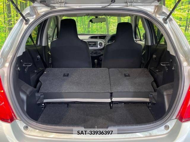 Toyota VITZ 2011-08 370139-13