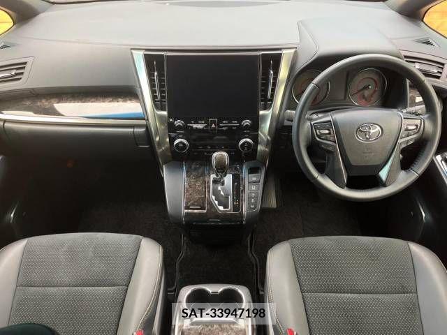 Toyota ALPHARD 2021-09 299678-1