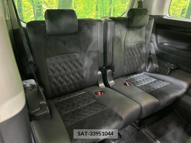 Toyota VELLFIRE 2015-08 369698-10