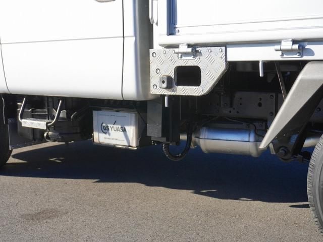 Nissan ATLAS 2014-04 182168-29
