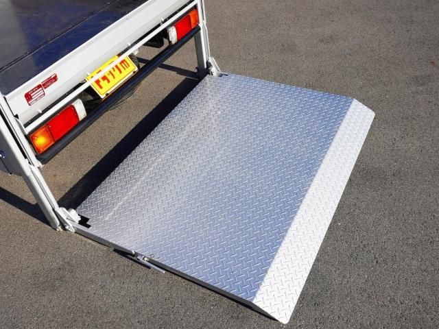 Nissan ATLAS 2014-04 182168-19