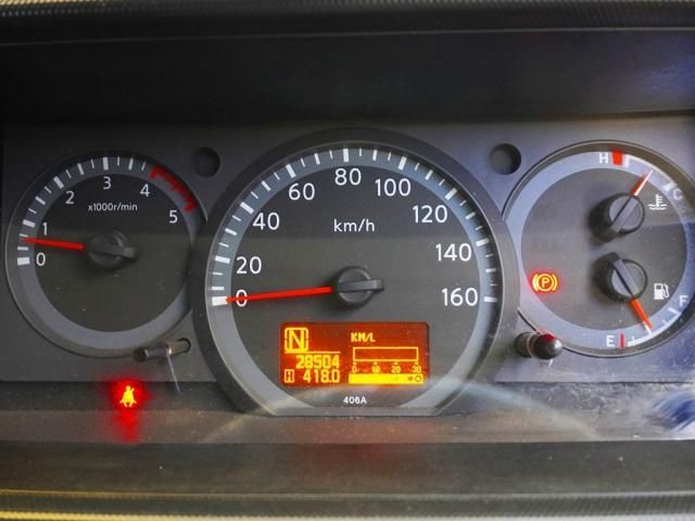 Nissan ATLAS 2014-04 182168-3