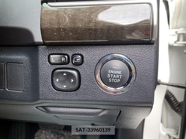 Toyota MARK X 2014-08 218597-13