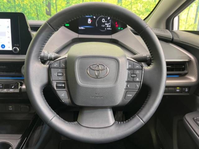 Toyota PRIUS 2023-02 28925-11